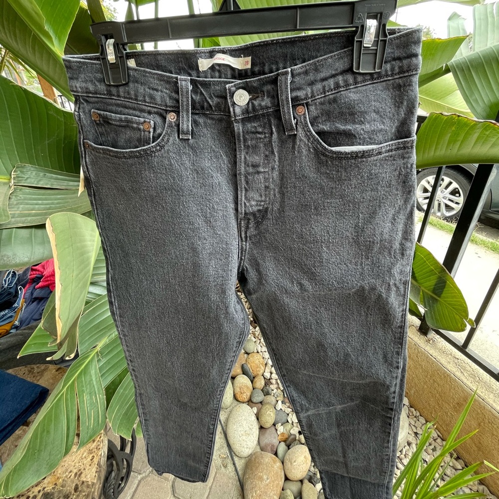 Levi’s Wedgie Jeans